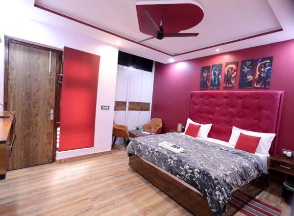 Deluxe Family Room