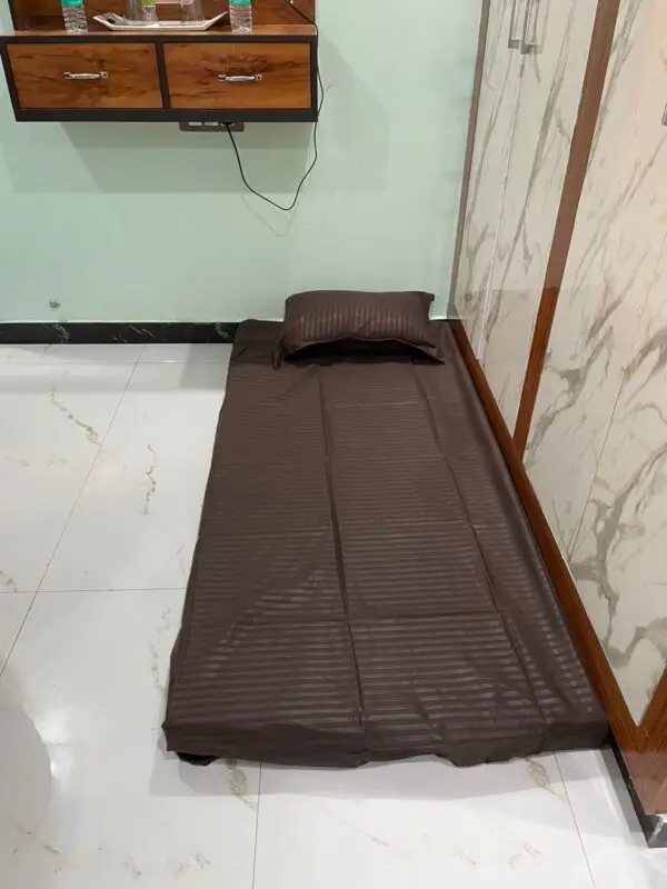 Dormitory Room - Image 4