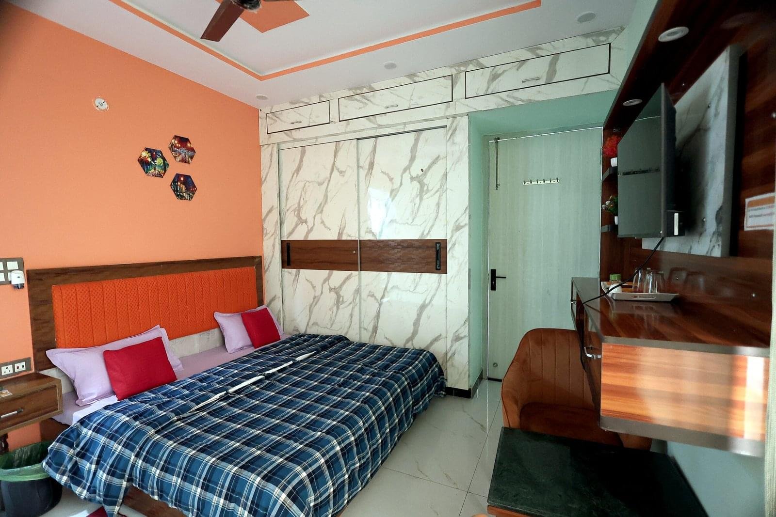 Standard Family Room